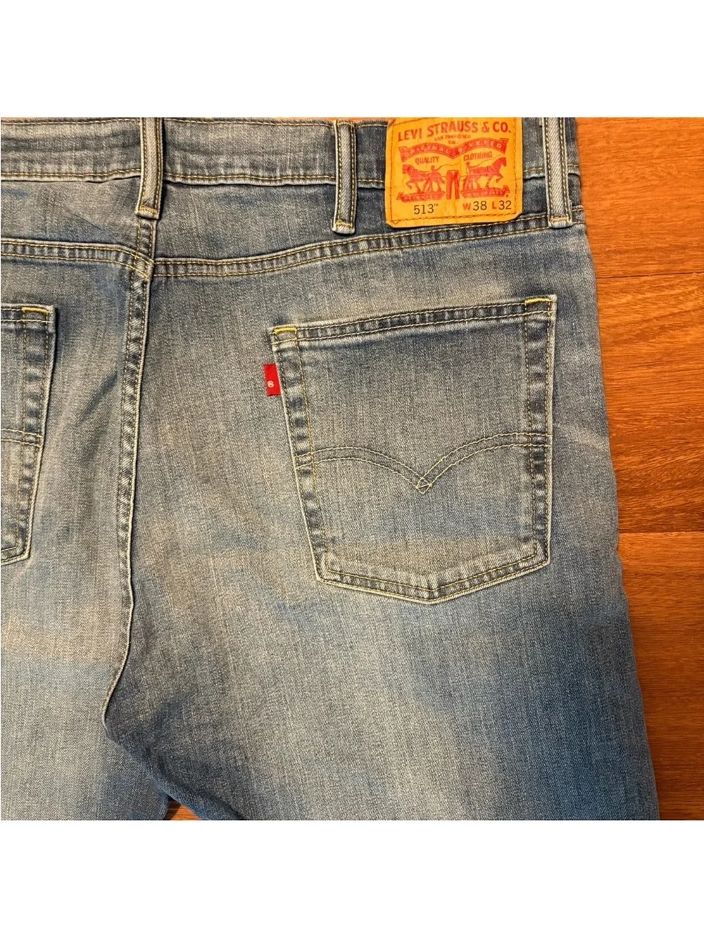 Levi’s 513 Slim Straight Jeans Men’s 38x32 Light Wash Denim Distressed Fade